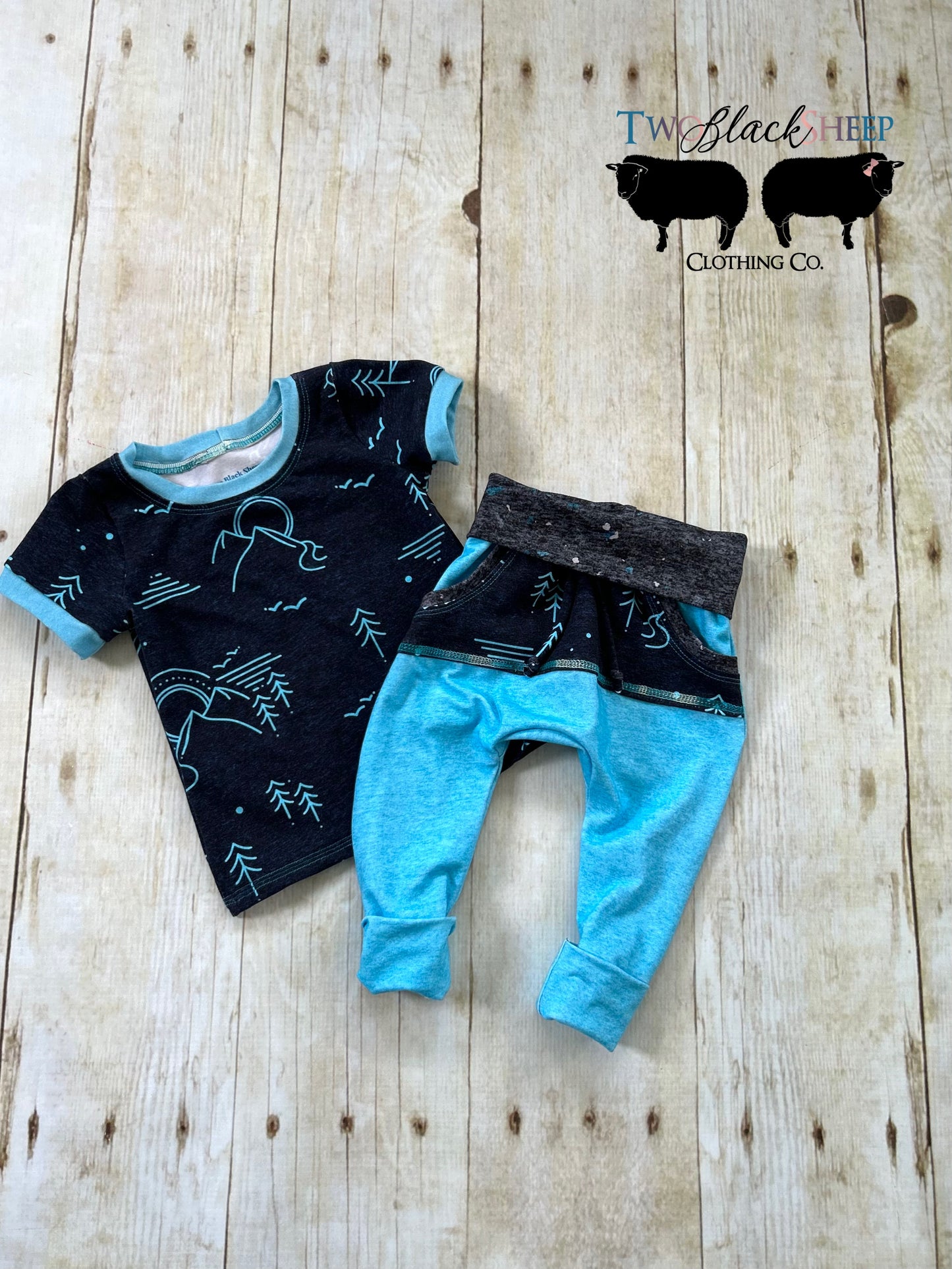 3-12m GWM Variegated Blue Drop Crotch Pants with Kangaroo Pocket