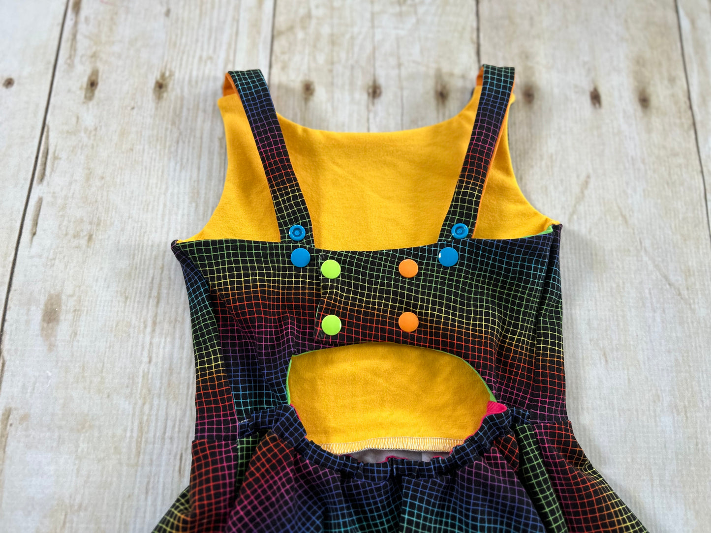 3-6y OOAK GWM Wiggle Grid Rainbow Short Dress