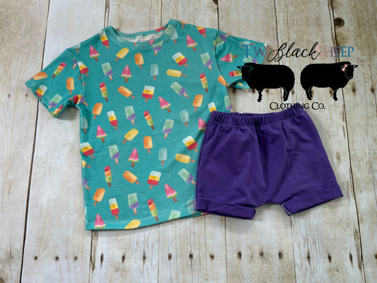 Frozen treats on teal Simple Tee