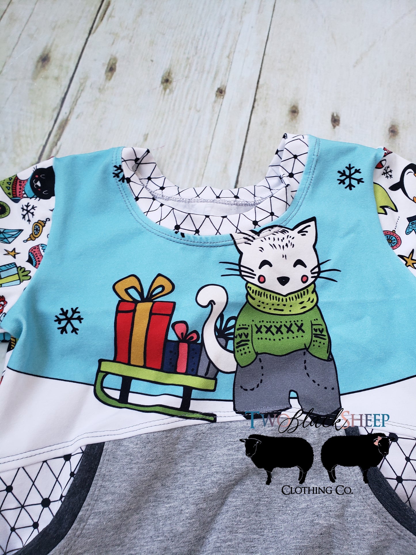 Sledding Kitty Pullover