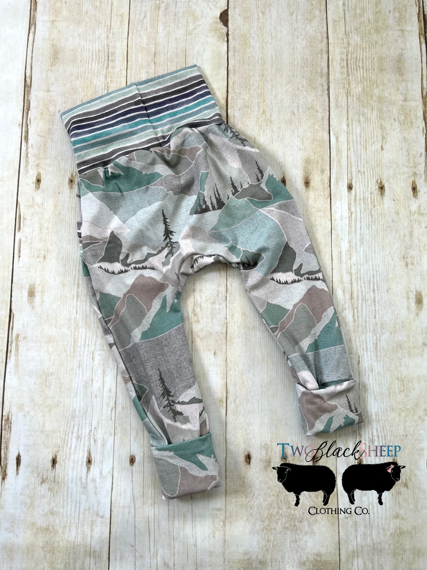 3-6y GWM Green Mountain Drop Crotch pants