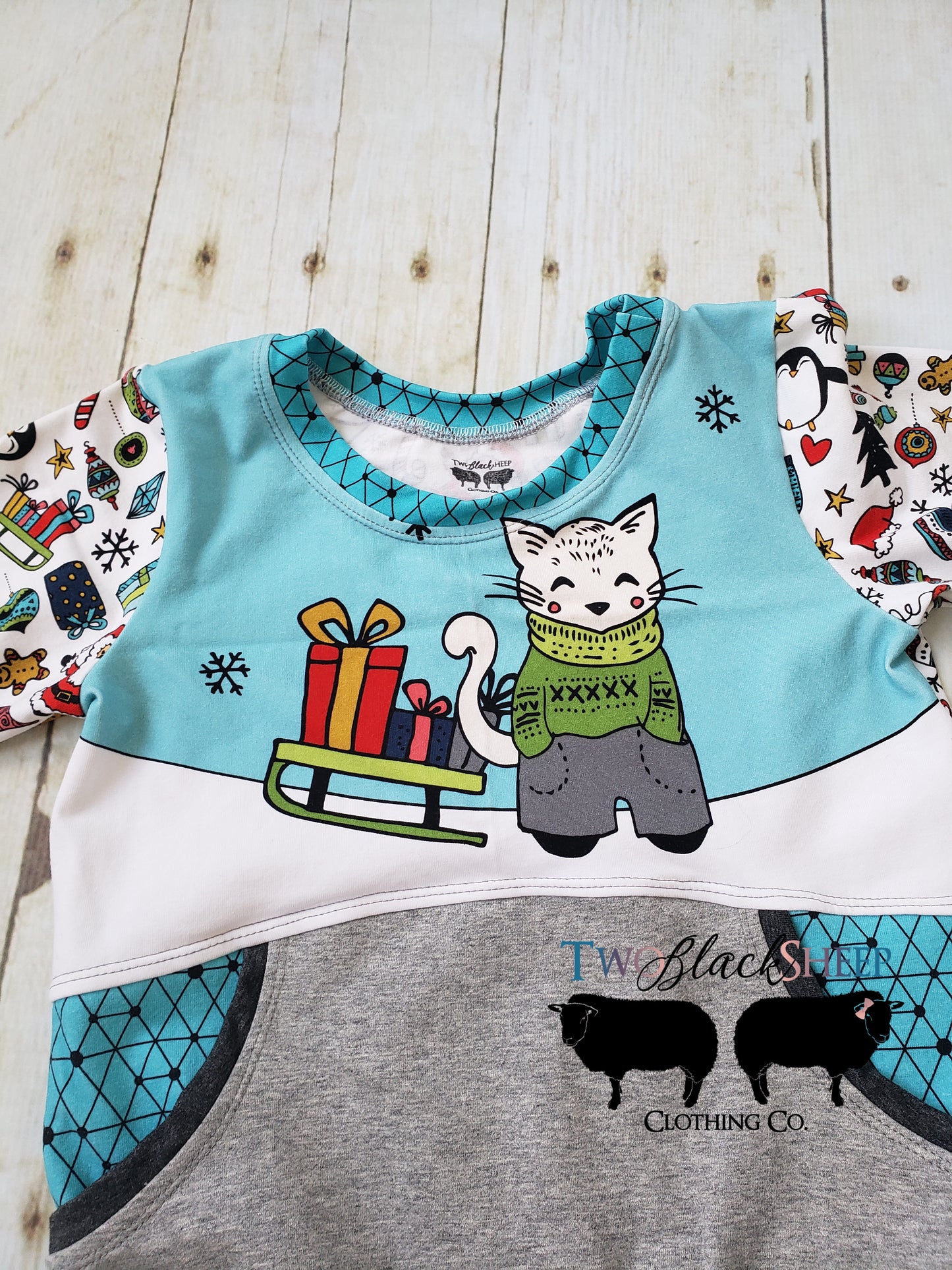 Sledding Kitty Pullover