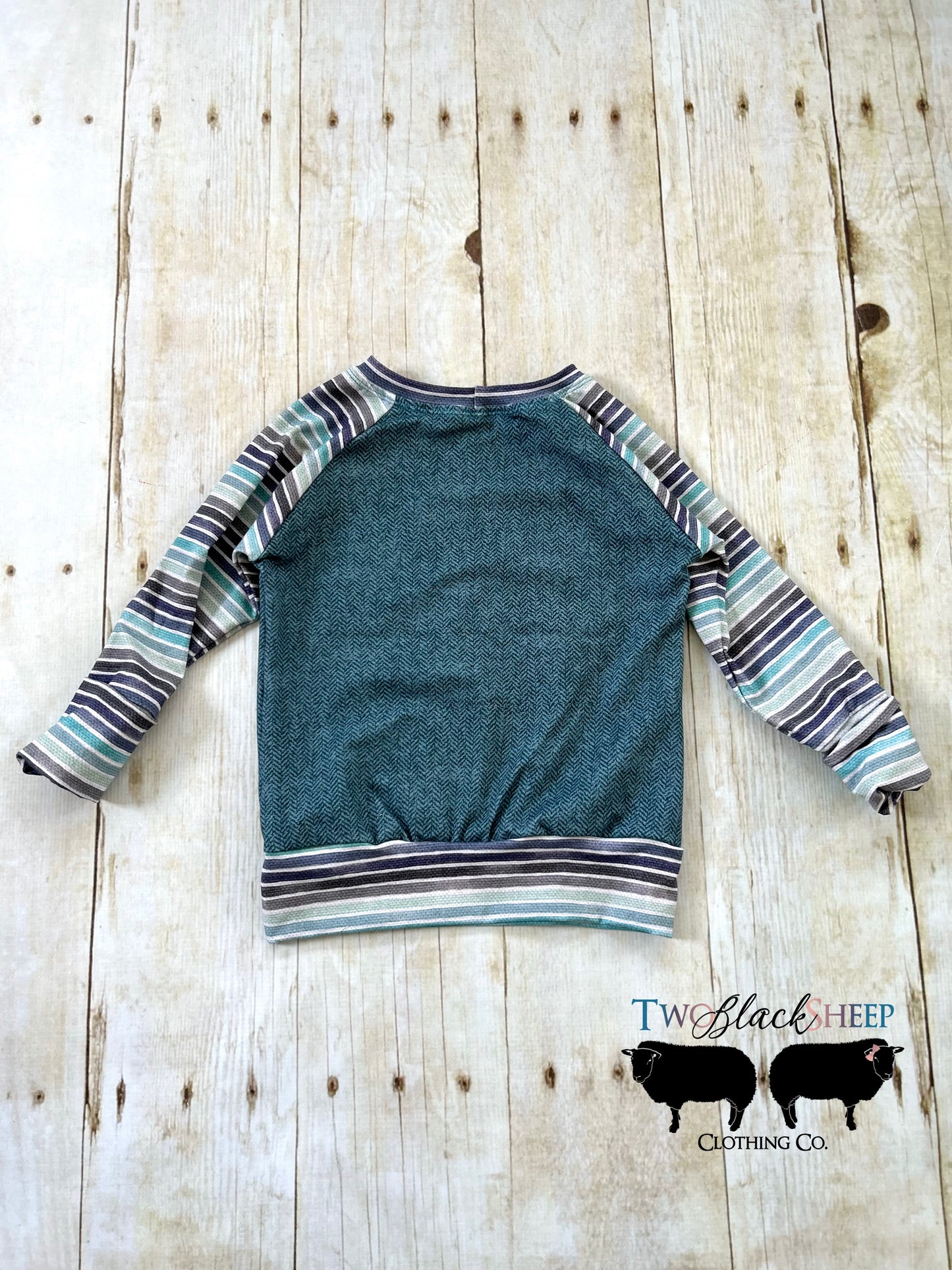 3-6y GWM Blue Mountain Raglan with Striped Sleeves