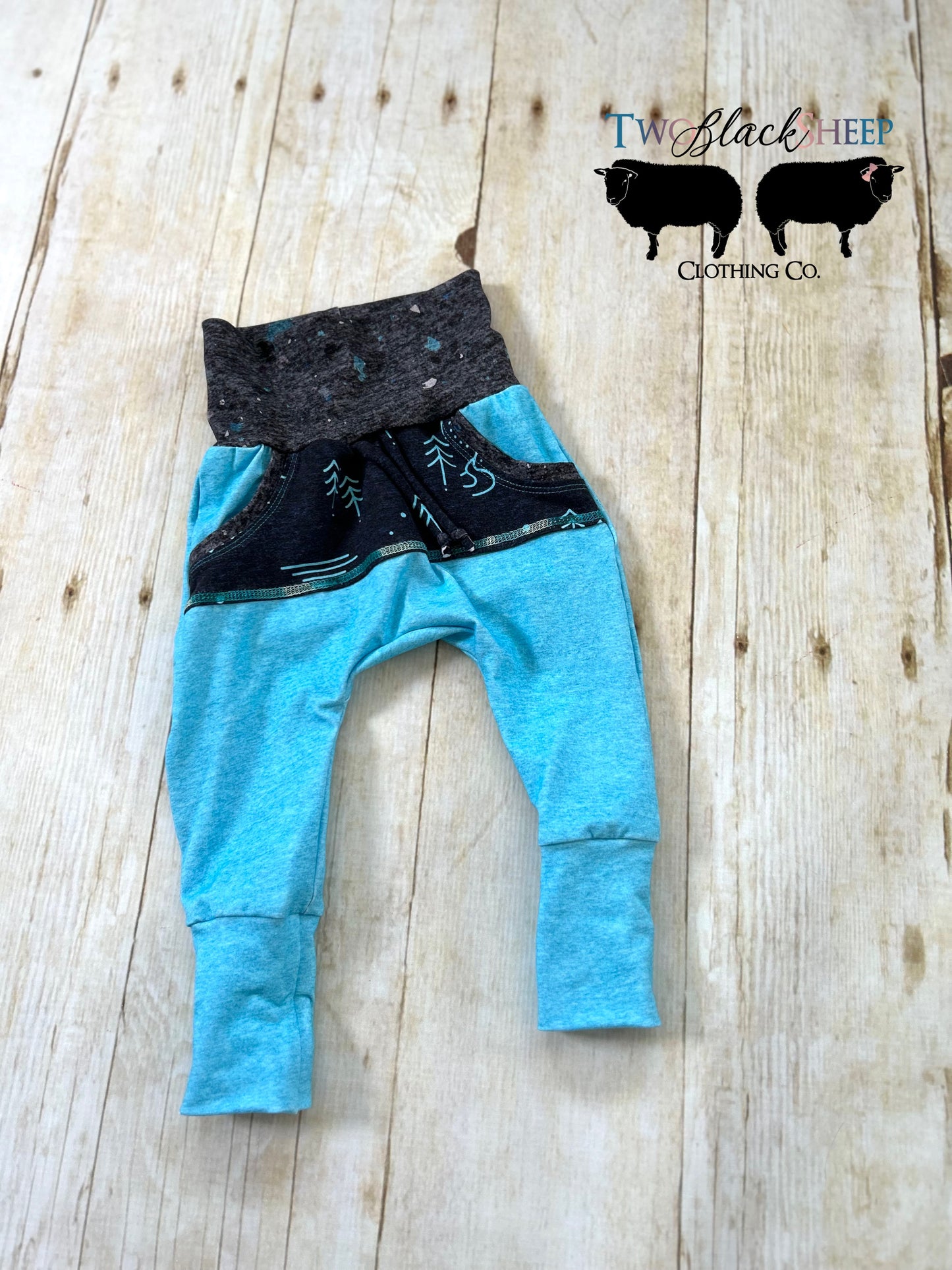 3-12m GWM Variegated Blue Drop Crotch Pants with Kangaroo Pocket