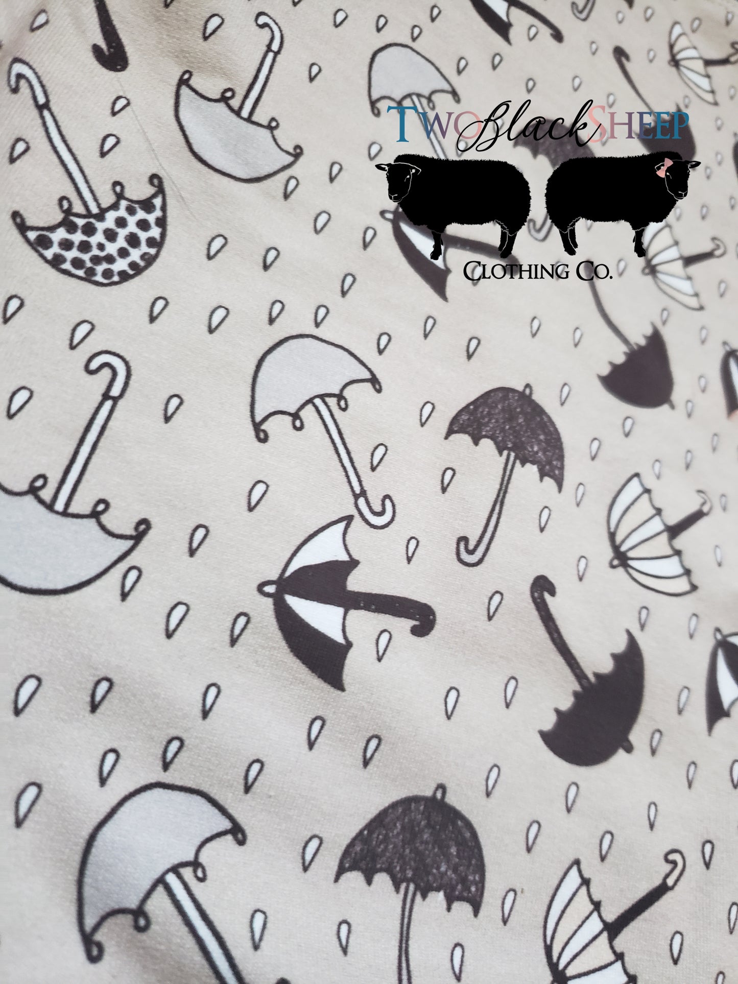 3-6y GWM Umbrella and Raindrops Raglan